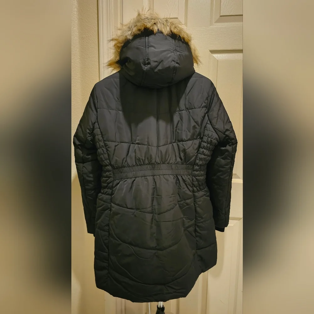 Torrid Nylon Fur Trim Fit And Flare Puffer Jacket Black Size 00 - Picture 2 of 6